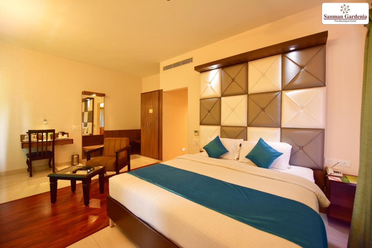 Hotel Sanman Gardenia Бангалор Экстерьер фото